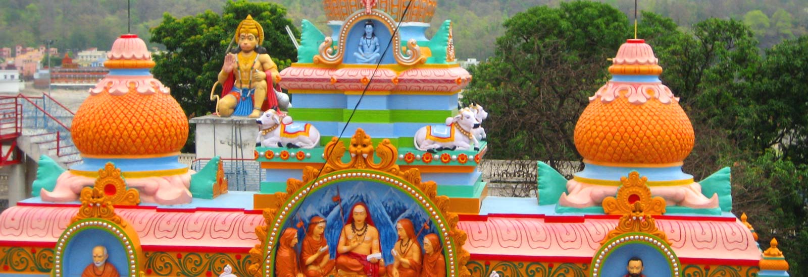 Ashrams In Rishikesh