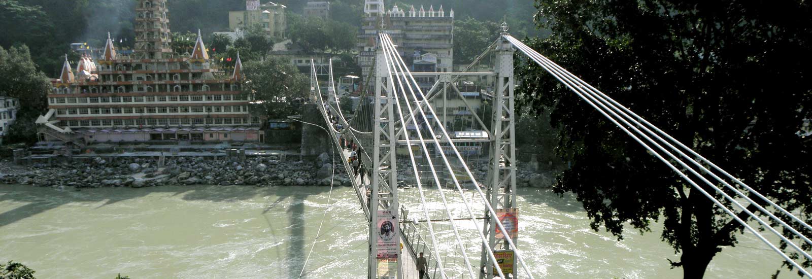 Jhulla Pulls Visit in Rishikesh Jhulla Pulls in Rishikesh