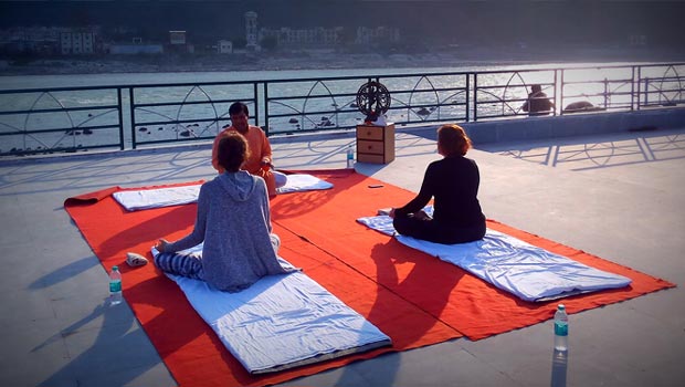 Yoga & Meditation in Rishikesh Yoga & Meditation in Rishikesh